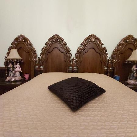 Lovely Classic Room Монреаль Экстерьер фото